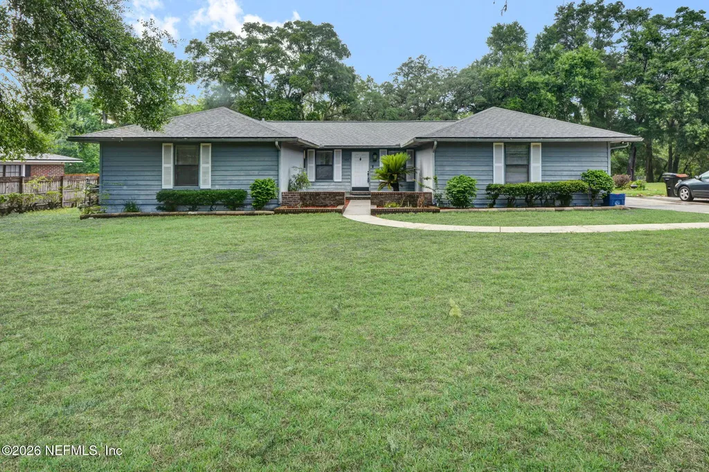 1305 Lake Asbury Drive Green Cove Springs FL 32043
