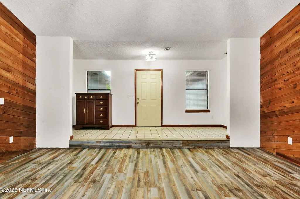 1305 Lake Asbury Drive Green Cove Springs FL 32043