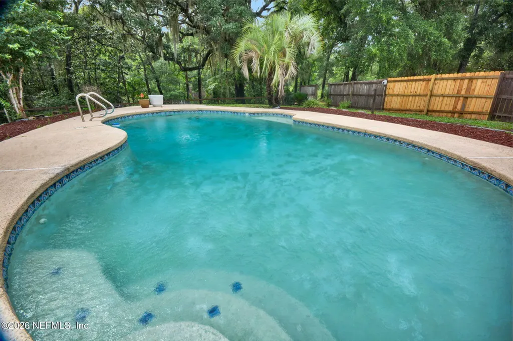 1305 Lake Asbury Drive Green Cove Springs FL 32043