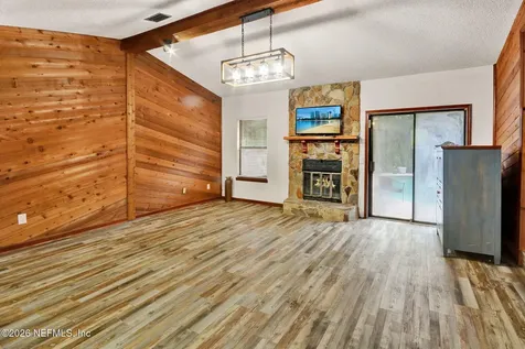 1305 Lake Asbury Drive Green Cove Springs FL 32043
