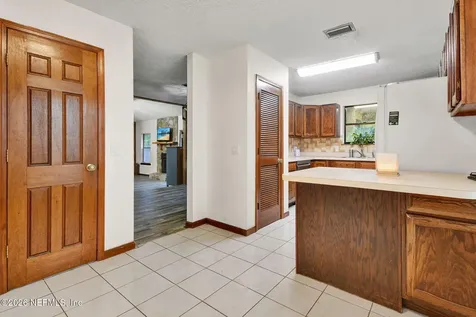 1305 Lake Asbury Drive Green Cove Springs FL 32043