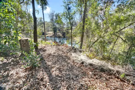 1305 Lake Asbury Drive Green Cove Springs FL 32043