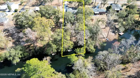 1305 Lake Asbury Drive Green Cove Springs FL 32043
