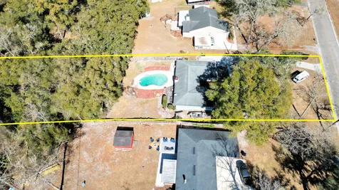1305 Lake Asbury Drive Green Cove Springs FL 32043