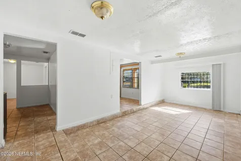 5319 Arrowsmith Road Jacksonville FL 32208