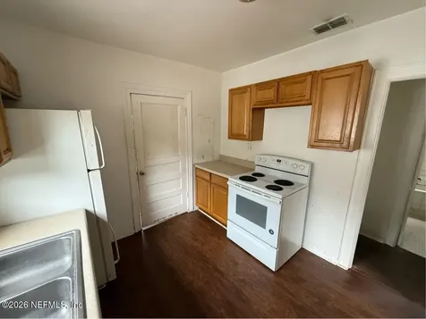 465 W 60th Street Jacksonville FL 32208