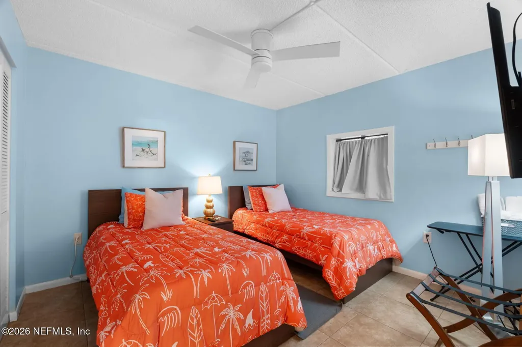 10 N 11th Avenue N Jacksonville Beach FL 32250