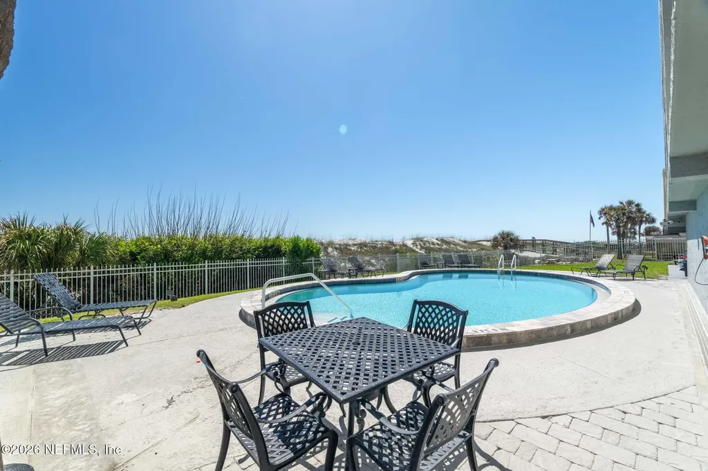 10 N 11th Avenue N Jacksonville Beach FL 32250
