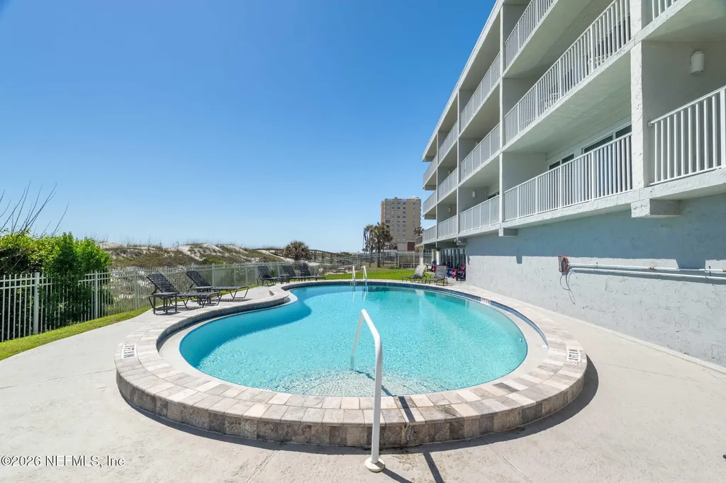 10 N 11th Avenue N Jacksonville Beach FL 32250