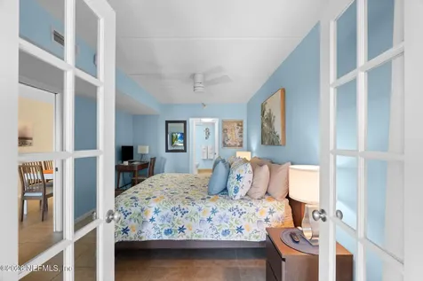 10 N 11th Avenue N Jacksonville Beach FL 32250