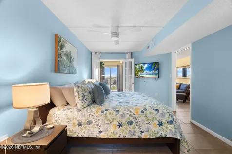 10 N 11th Avenue N Jacksonville Beach FL 32250