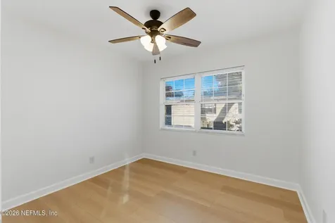 3759 Via De La Reina Jacksonville FL 32217