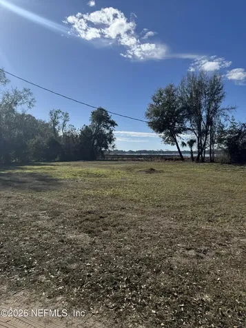 211 Walker Drive Interlachen FL 32148