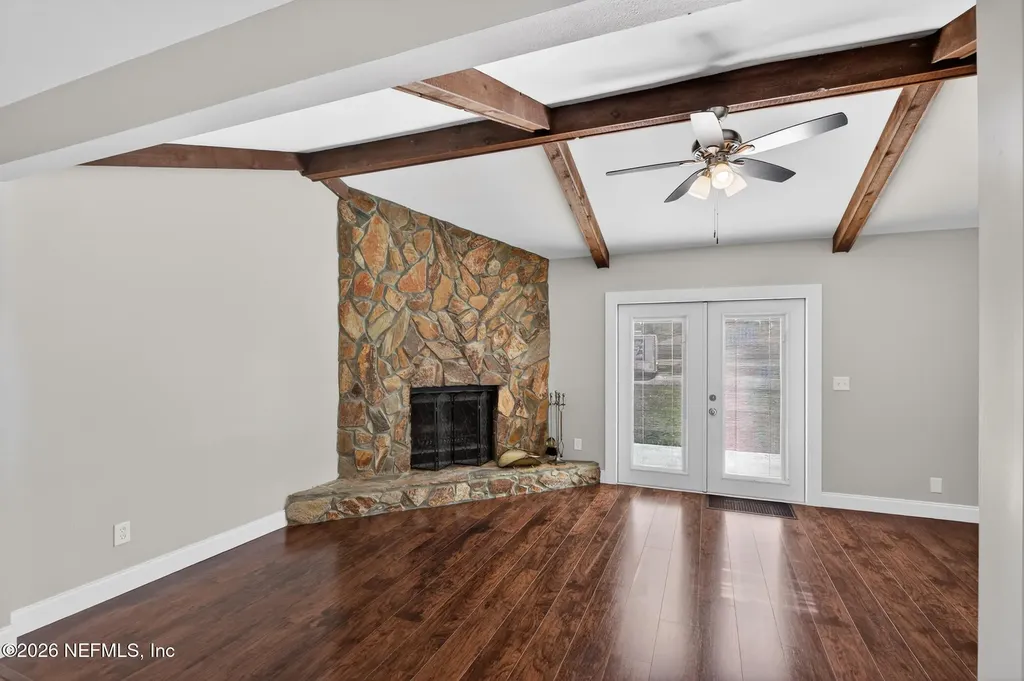 8294 Collins Road Jacksonville FL 32244