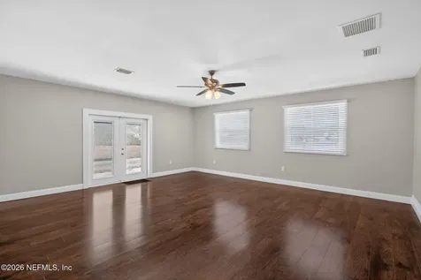 8294 Collins Road Jacksonville FL 32244