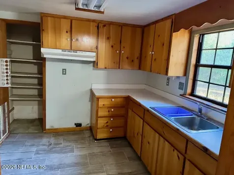 747 Cole Road W Jacksonville FL 32218