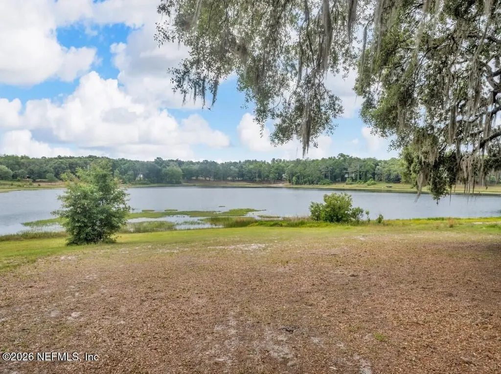 135 Ashley Lake Drive Melrose FL 32666