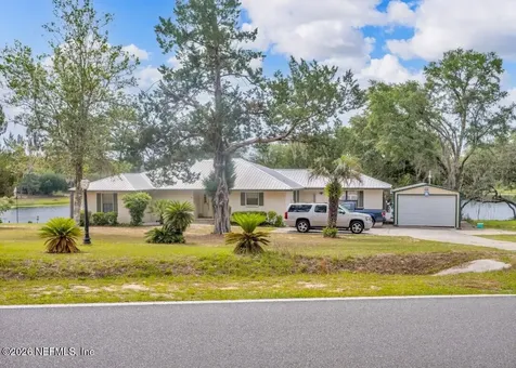 135 Ashley Lake Drive Melrose FL 32666