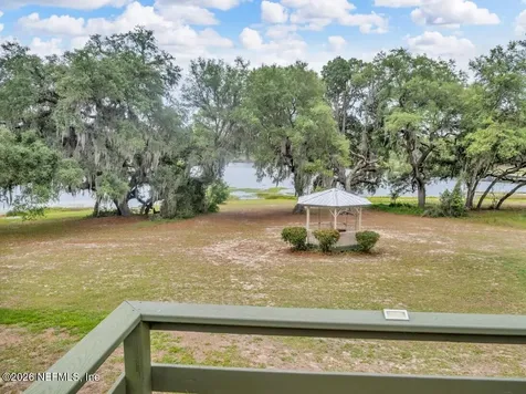 135 Ashley Lake Drive Melrose FL 32666