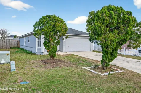 8745 Buzz Court Jacksonville FL 32216