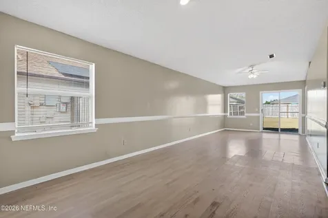 8745 Buzz Court Jacksonville FL 32216