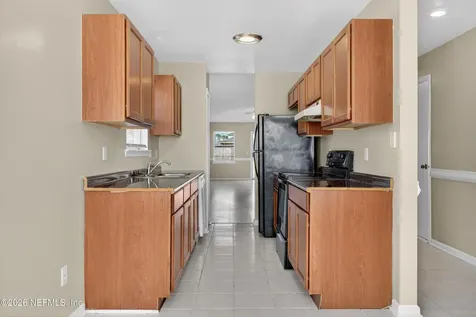 8745 Buzz Court Jacksonville FL 32216