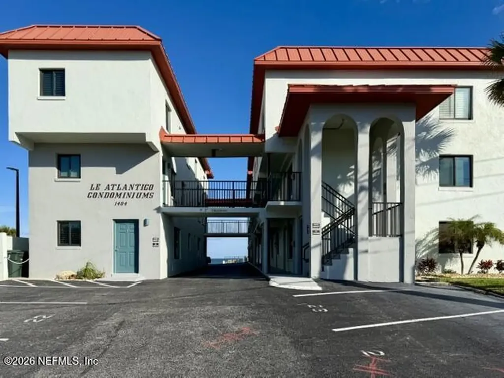 1404 N Atlantic Avenue Daytona Beach FL 32118