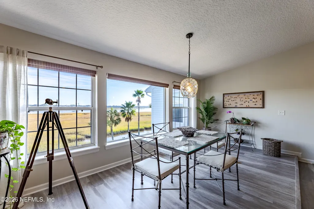 3327 Lighthouse Point Lane Jacksonville FL 32250