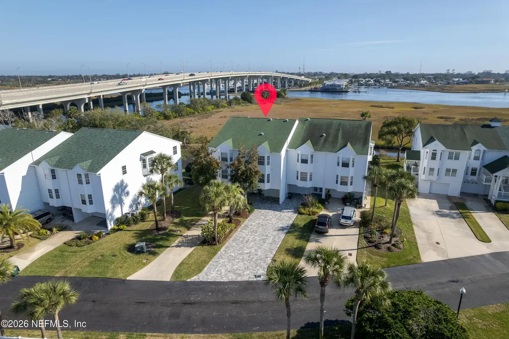 3327 Lighthouse Point Lane Jacksonville FL 32250