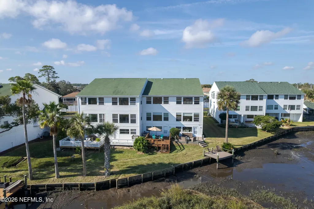 3327 Lighthouse Point Lane Jacksonville FL 32250