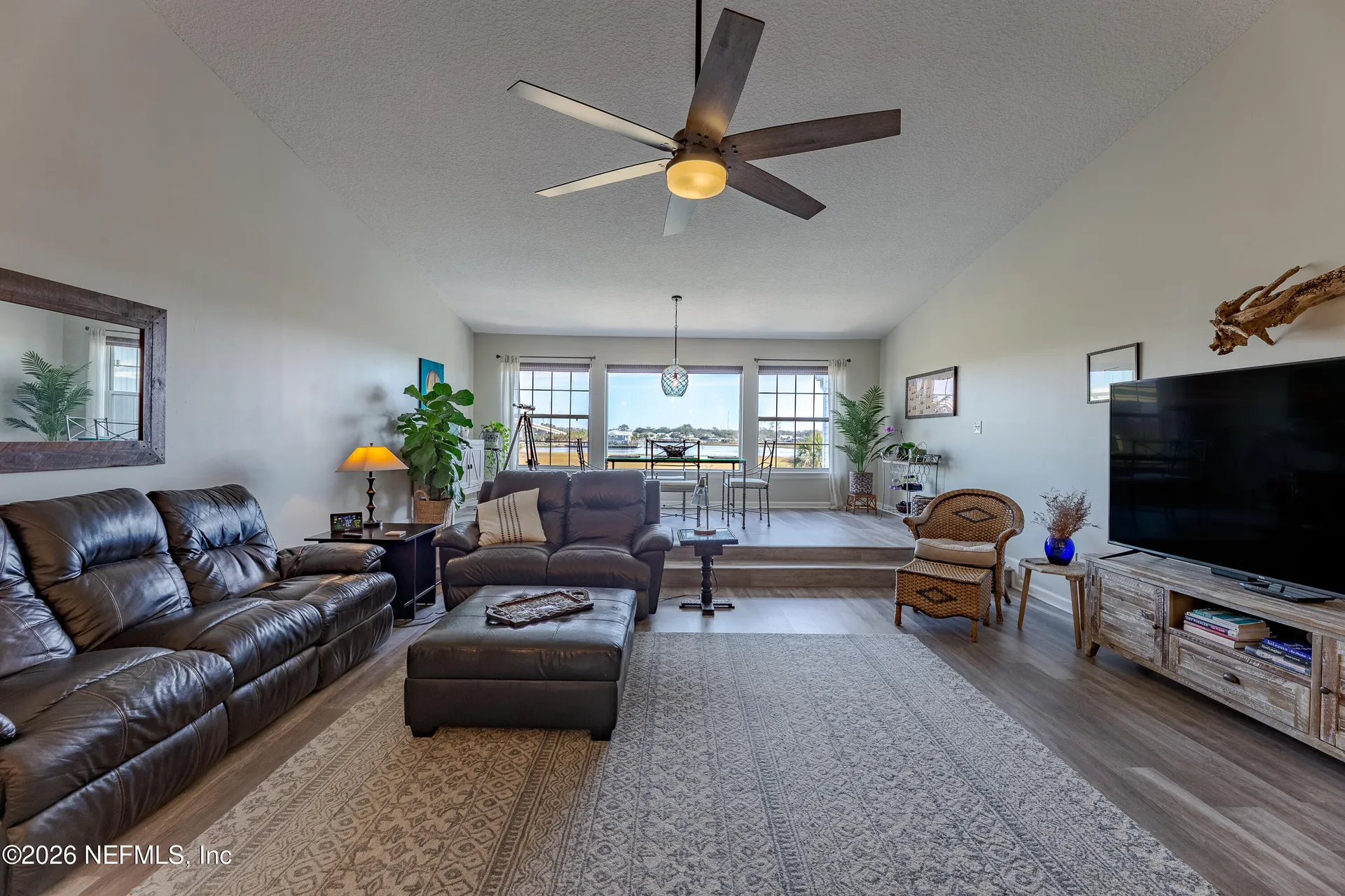 3327 Lighthouse Point Lane Jacksonville FL 32250