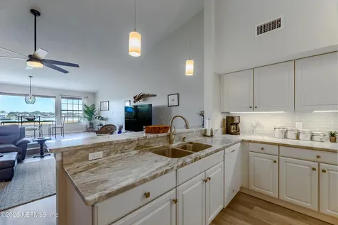 3327 Lighthouse Point Lane Jacksonville FL 32250