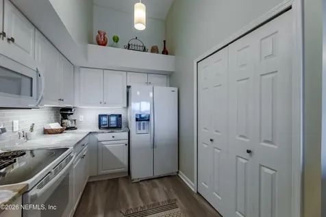 3327 Lighthouse Point Lane Jacksonville FL 32250