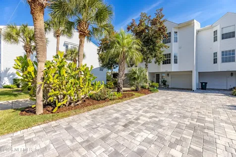 3327 Lighthouse Point Lane Jacksonville FL 32250