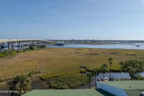 3327 Lighthouse Point Lane Jacksonville FL 32250