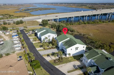 3327 Lighthouse Point Lane Jacksonville FL 32250
