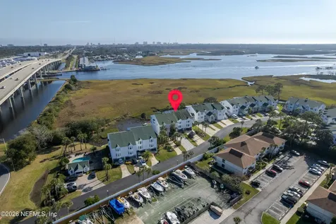3327 Lighthouse Point Lane Jacksonville FL 32250