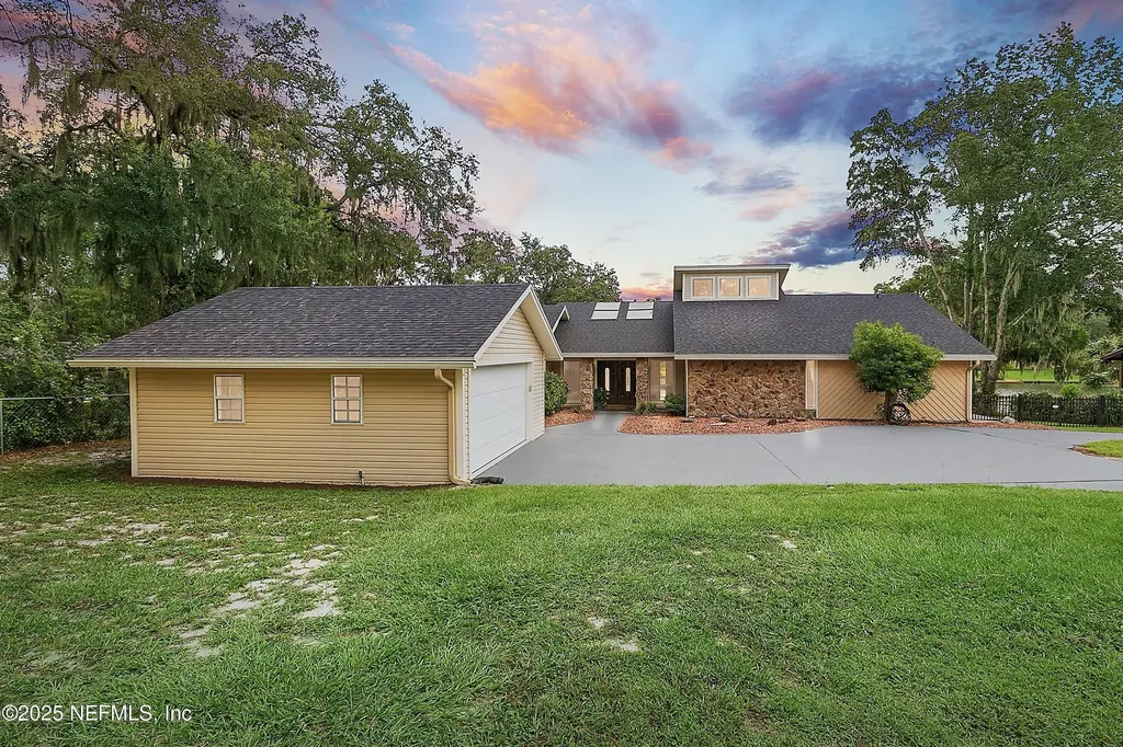 777 Arthur Moore Drive Green Cove Springs FL 32043