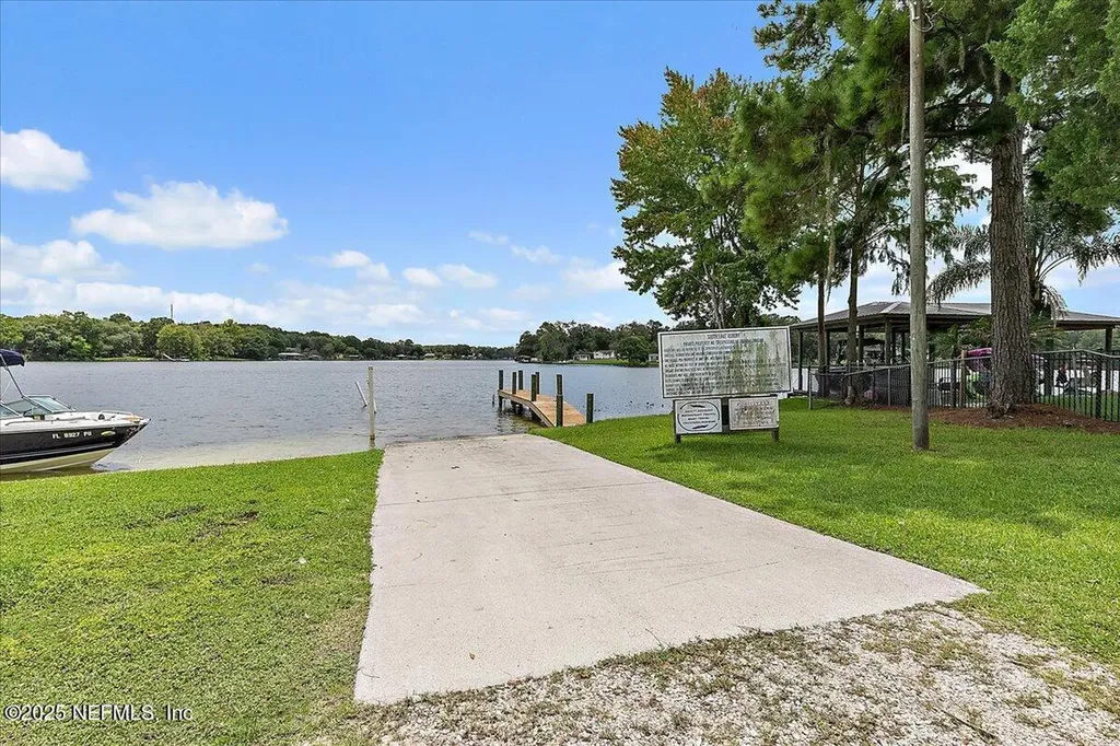 777 Arthur Moore Drive Green Cove Springs FL 32043