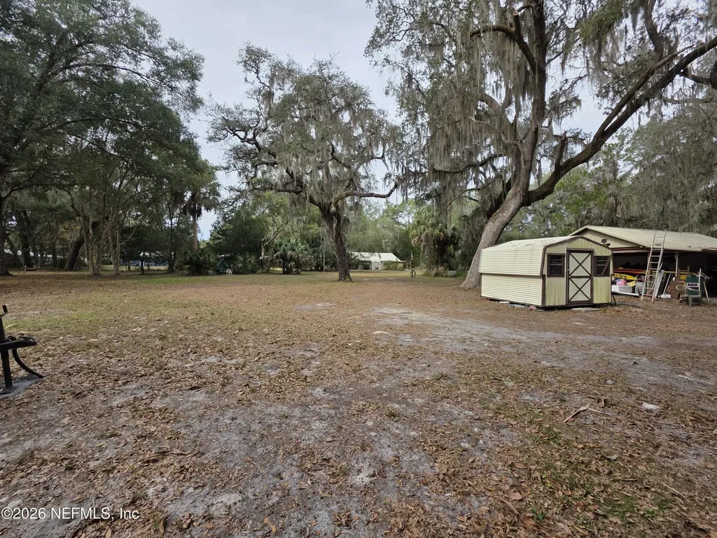 000 Mill Street Welaka FL 32193