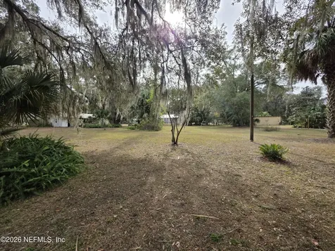 000 Mill Street Welaka FL 32193