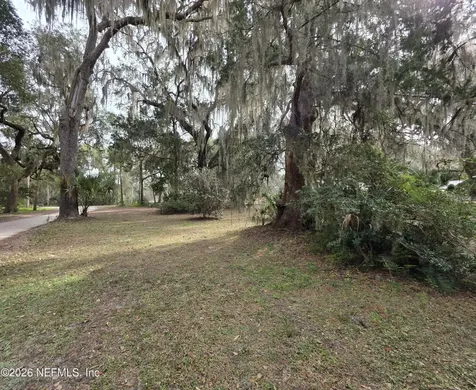 000 Mill Street Welaka FL 32193