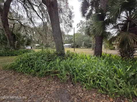 000 Mill Street Welaka FL 32193
