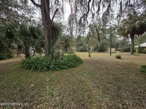 000 Mill Street Welaka FL 32193