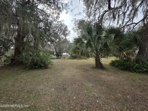000 Mill Street Welaka FL 32193