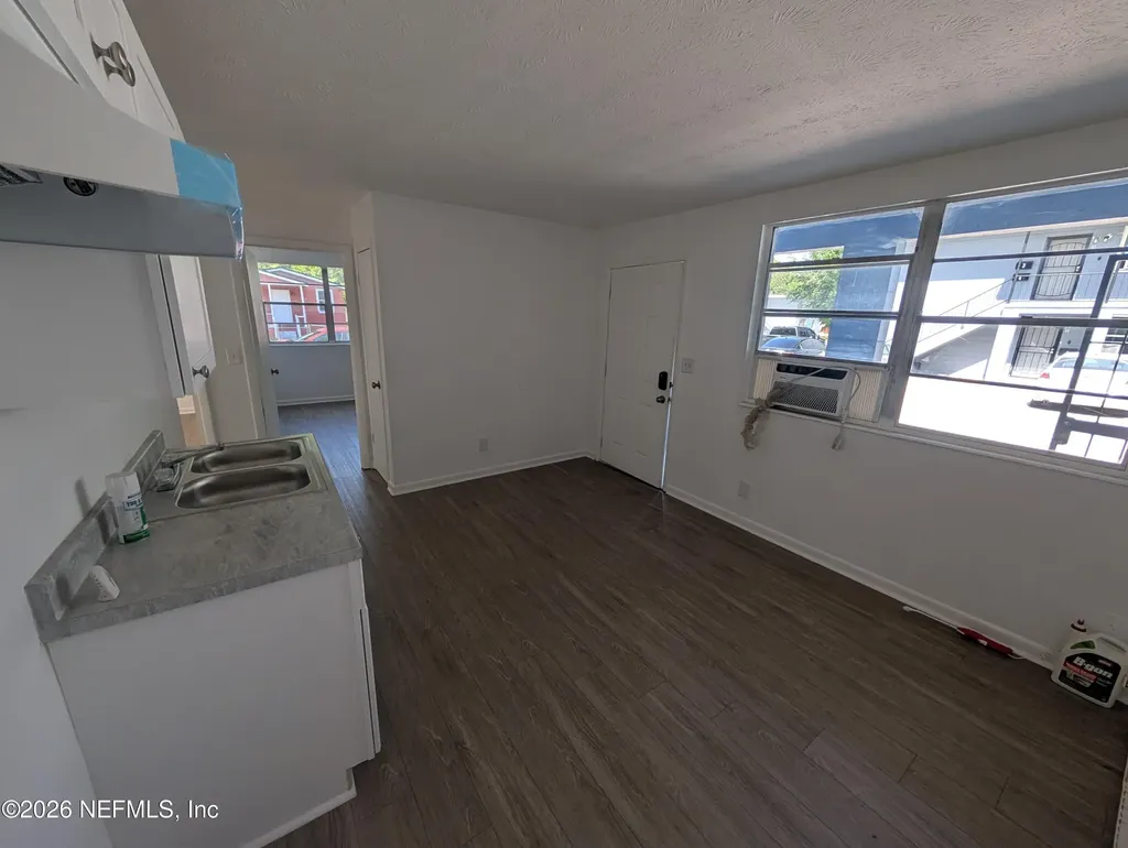1562 Morgan Street Jacksonville FL 32209