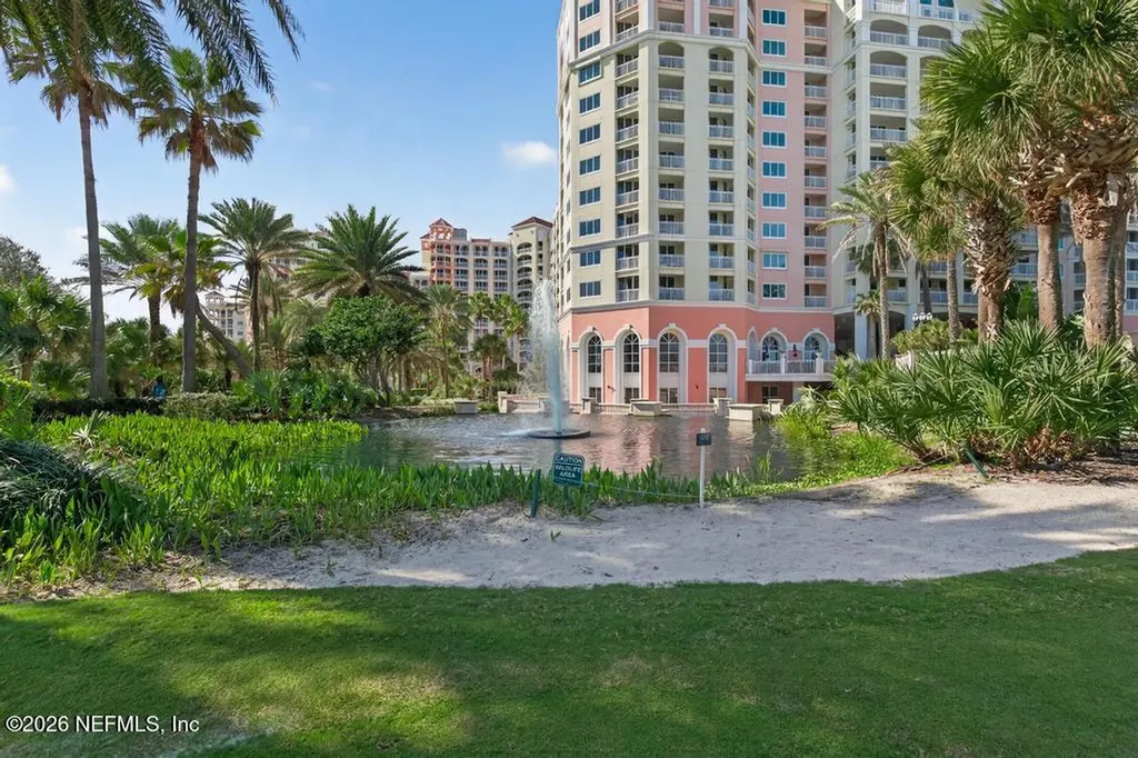 320 Ocean Crest Drive Palm Coast FL 32137