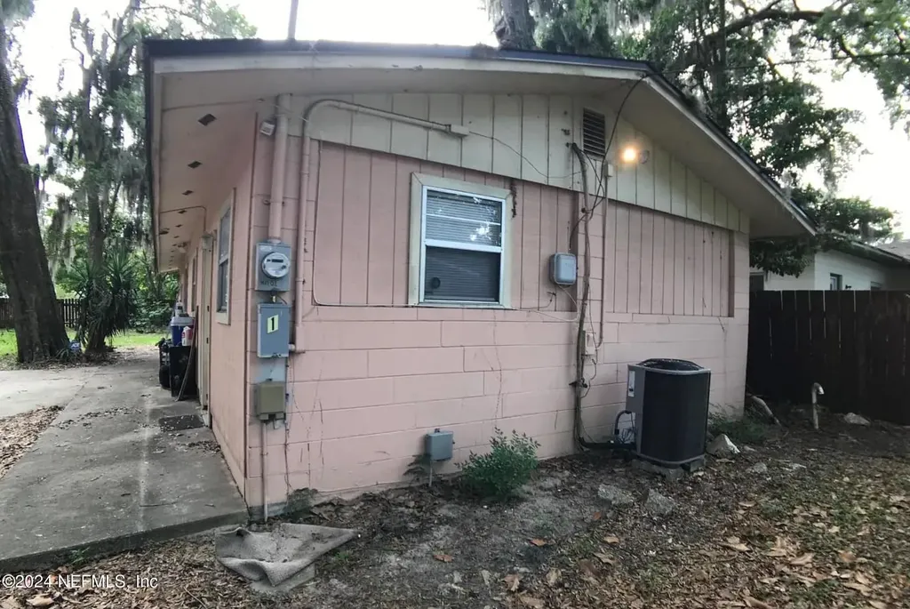 2075 Almira Street Jacksonville FL 32211