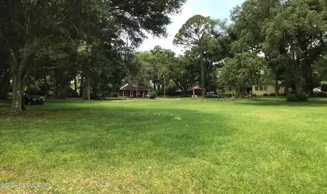 2075 Almira Street Jacksonville FL 32211