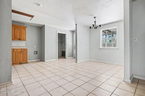 16032 Blyler Road Jacksonville FL 32218